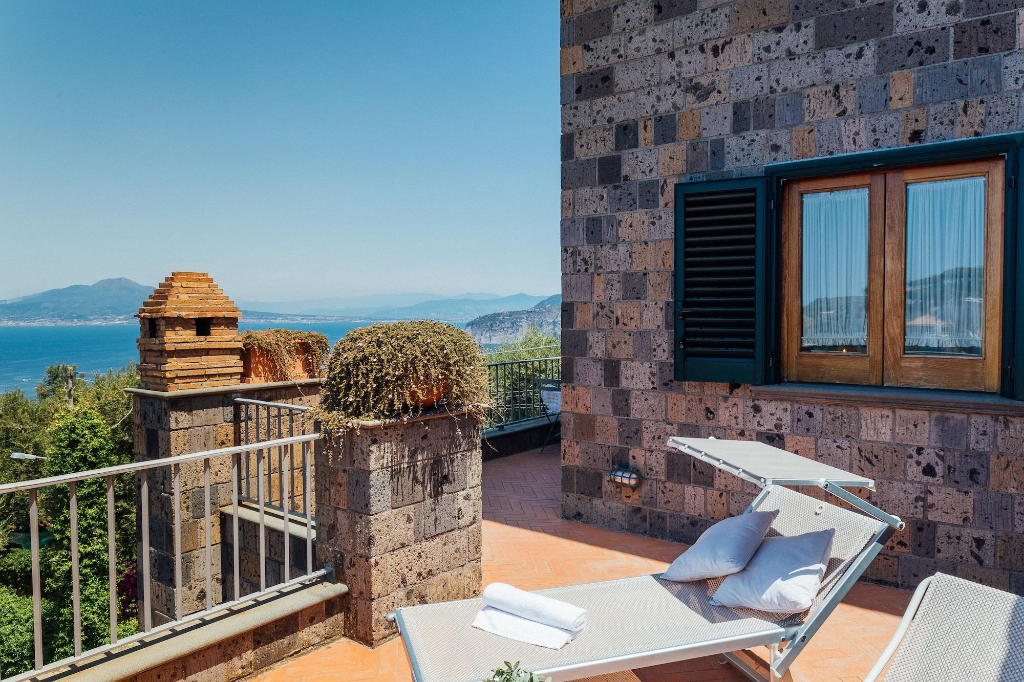 Villa Carolina Sorrento Private Heated Pool And Sea View Kültér fotó