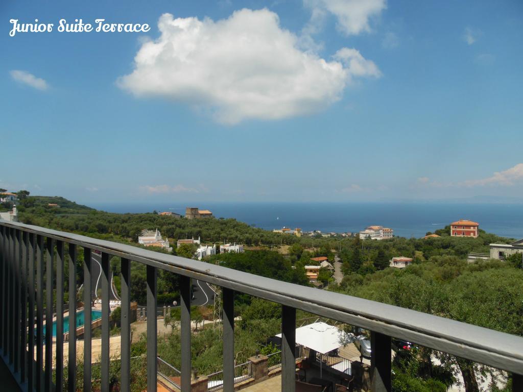 Villa Carolina Sorrento Private Heated Pool And Sea View Szoba fotó
